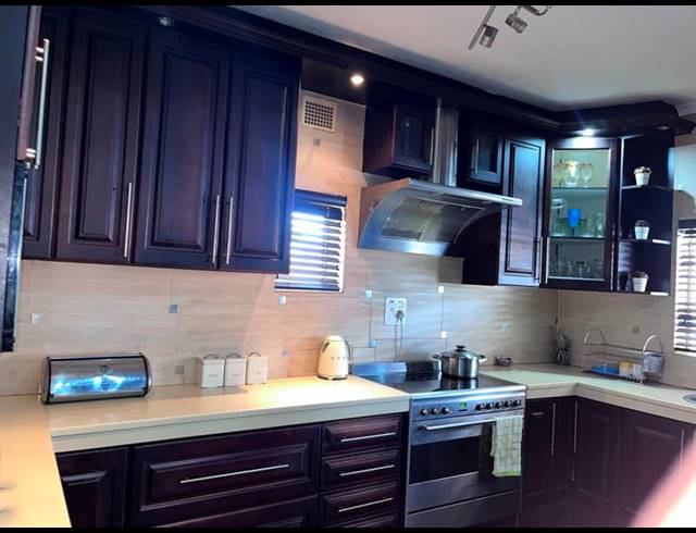 3 BEDROOM HOUSE FOR SALE IN GRANTHAM PARK